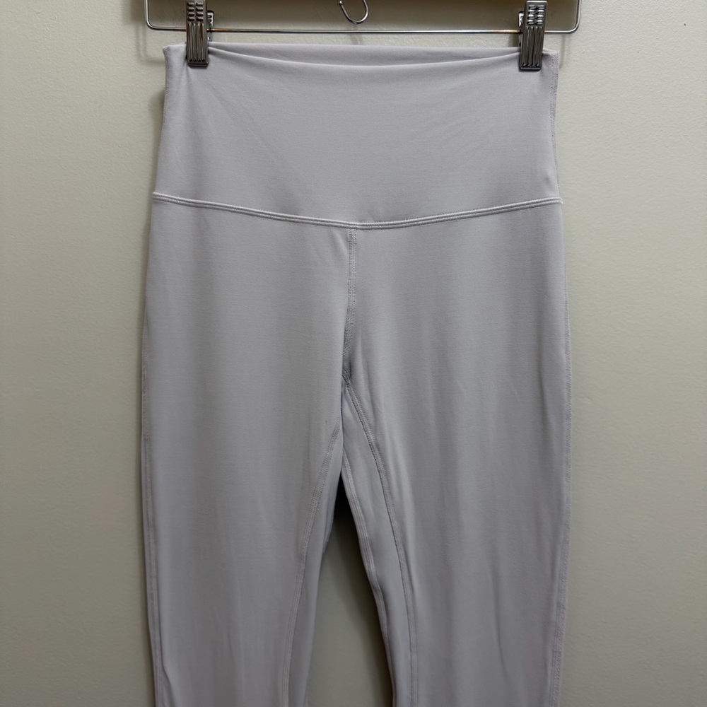 Lululemon Align Leggings 28” Nulu in Chrome Size 6 - Picture 3 of 9